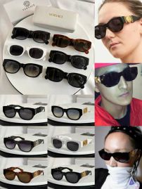 Picture of Versace Sunglasses _SKUfw56807721fw